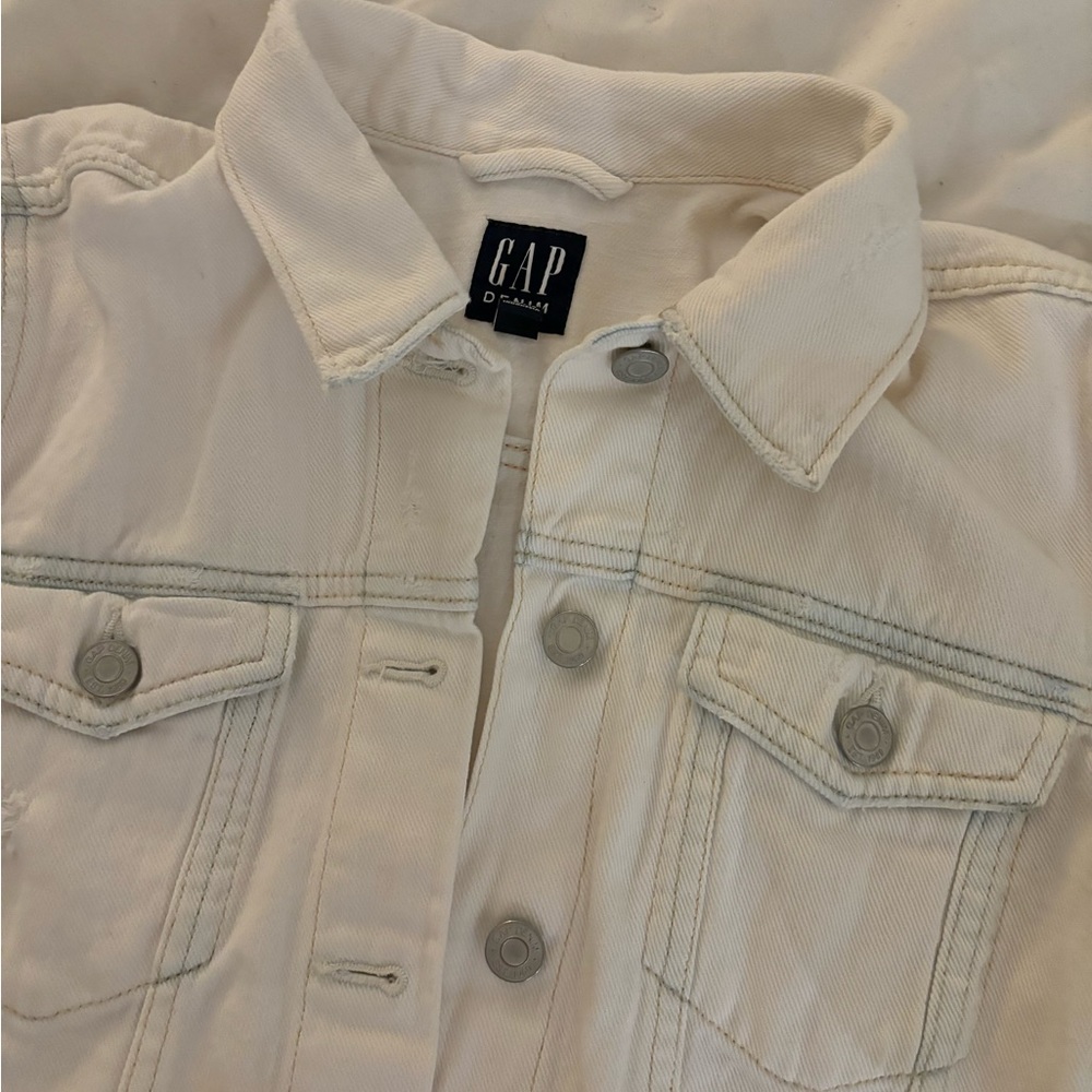 White Gap Denim Jacket - size medium